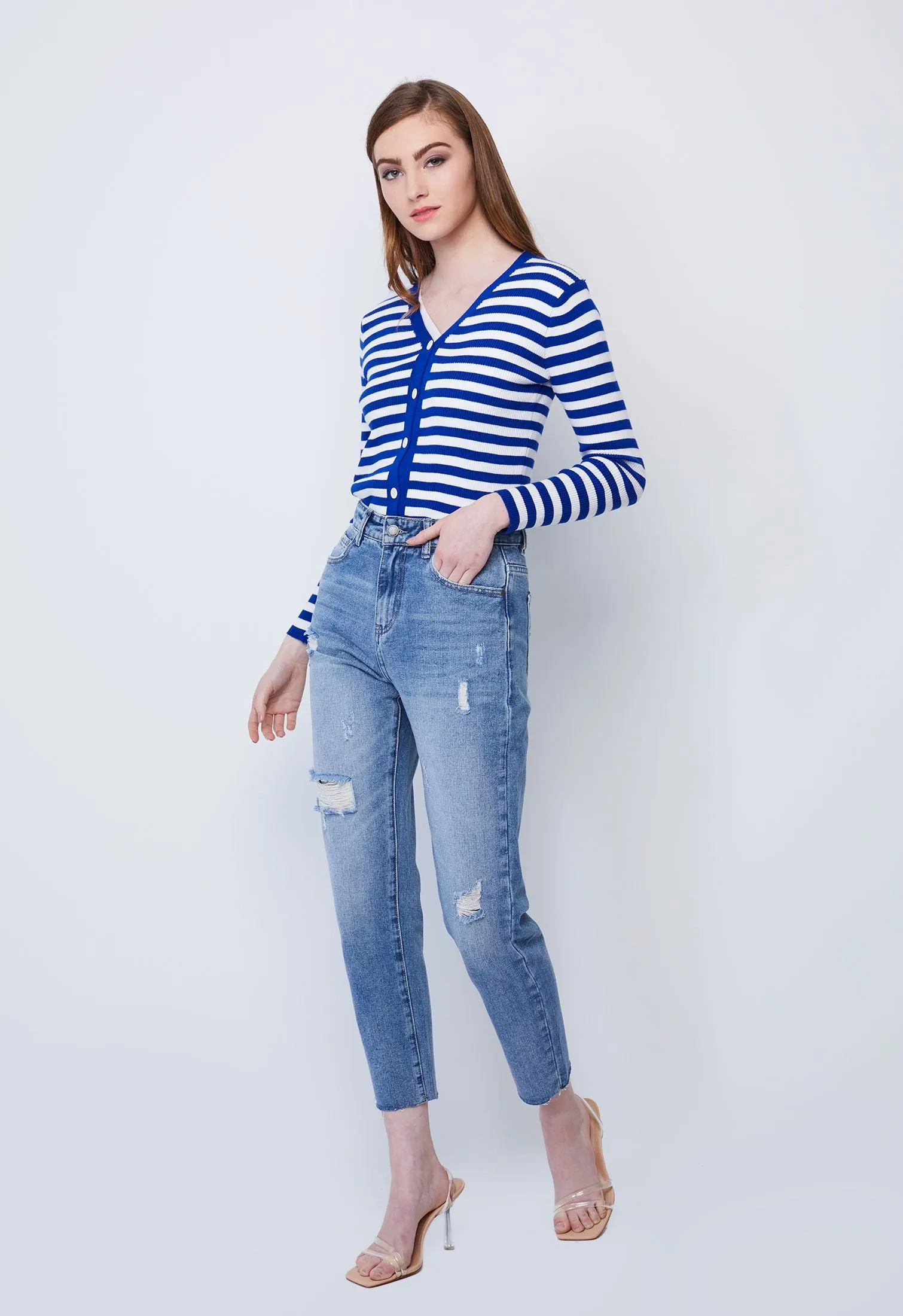 Cut-off Capri Jeans