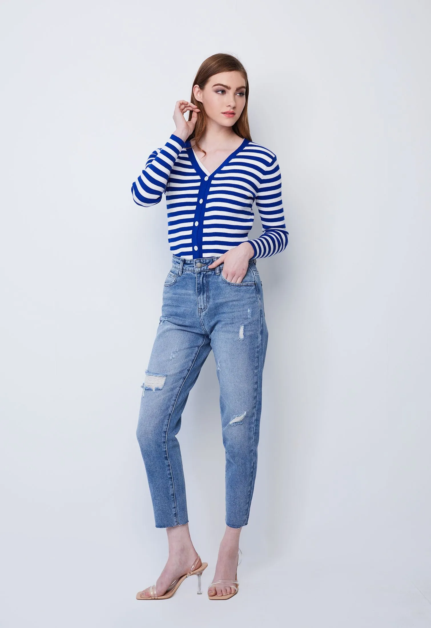 Cut-off Capri Jeans