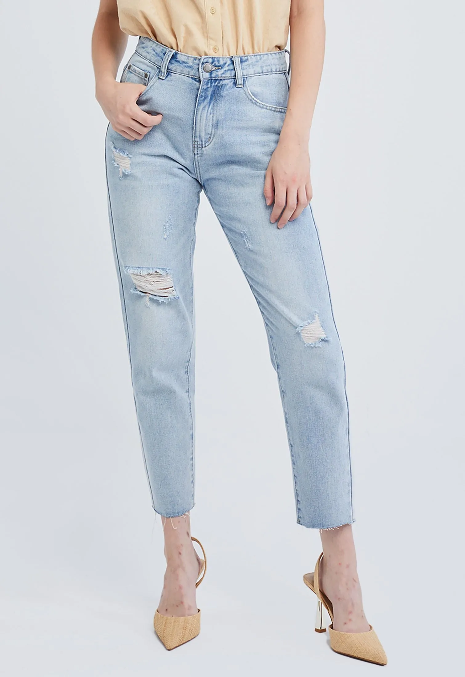 Cut-off Capri Jeans