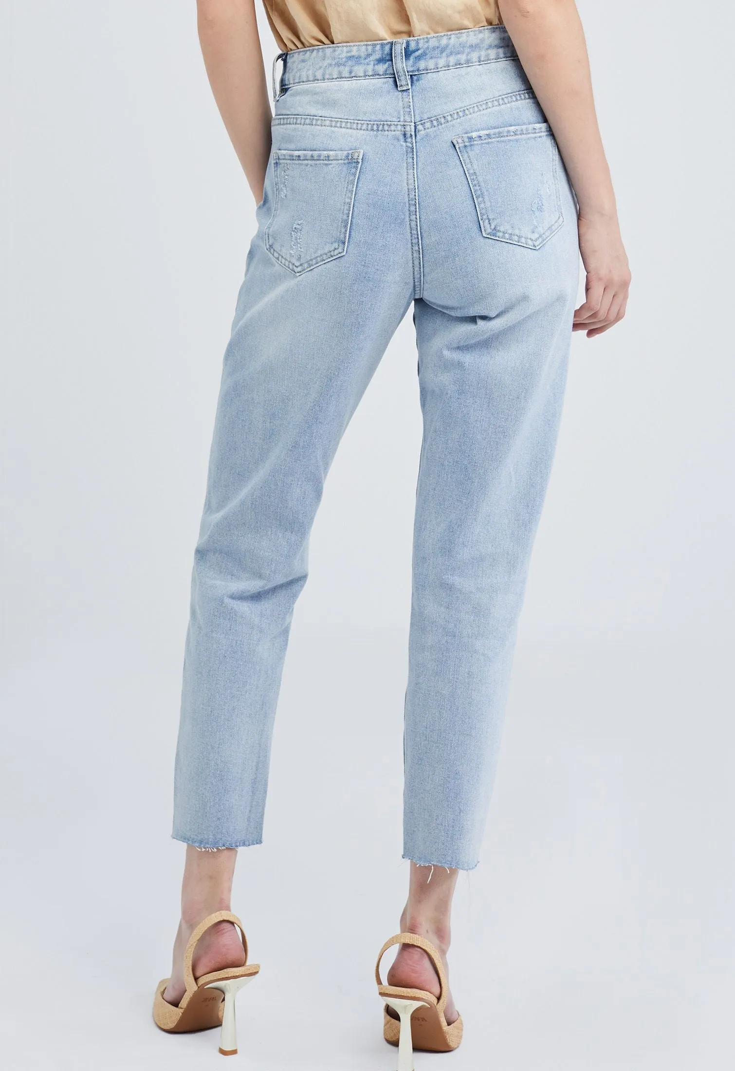 Cut-off Capri Jeans