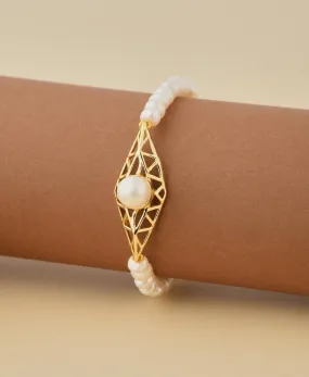 Elegant and classy Pearl Bracelet