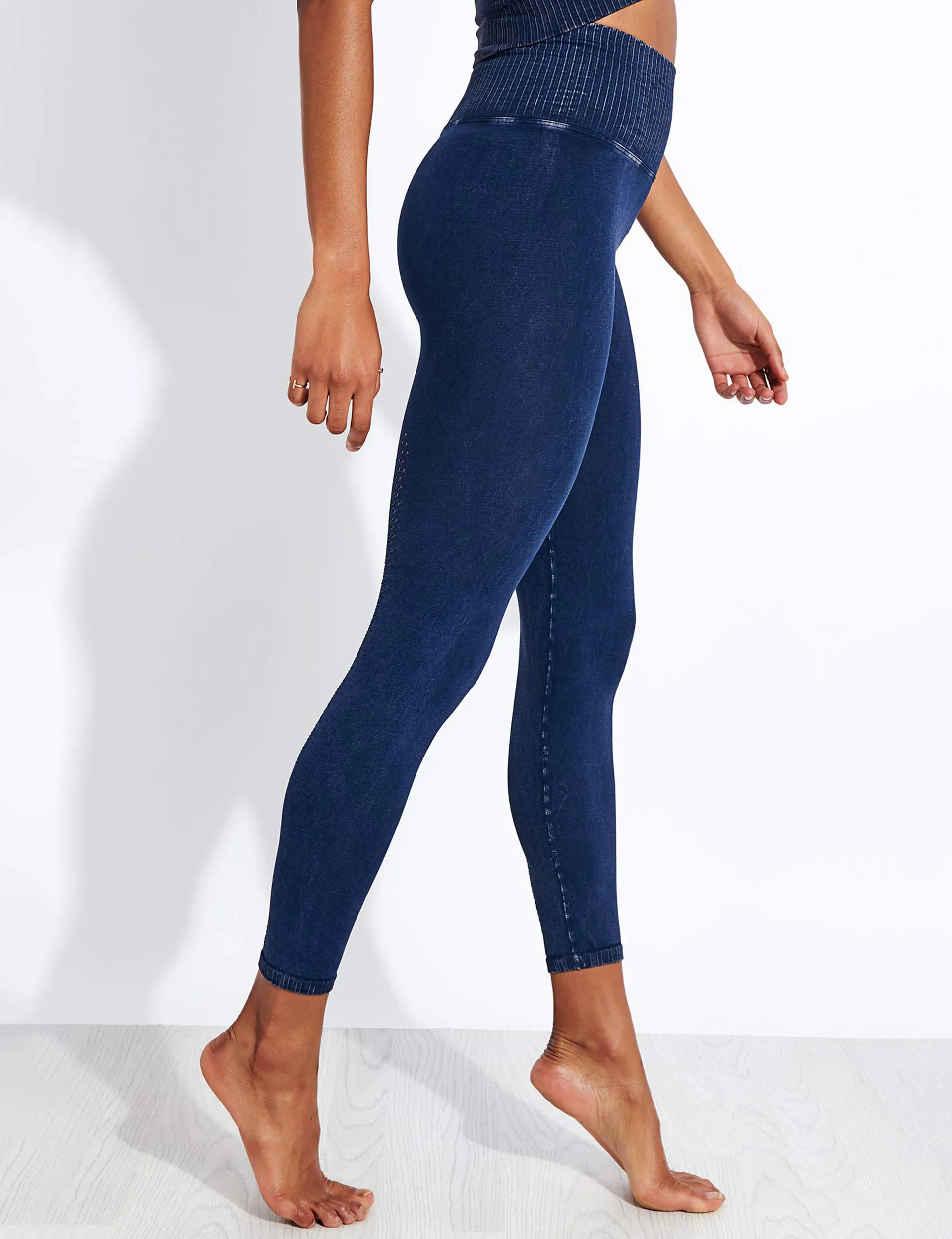 Good Karma High Waisted 7/8 Legging - Deepest Navy