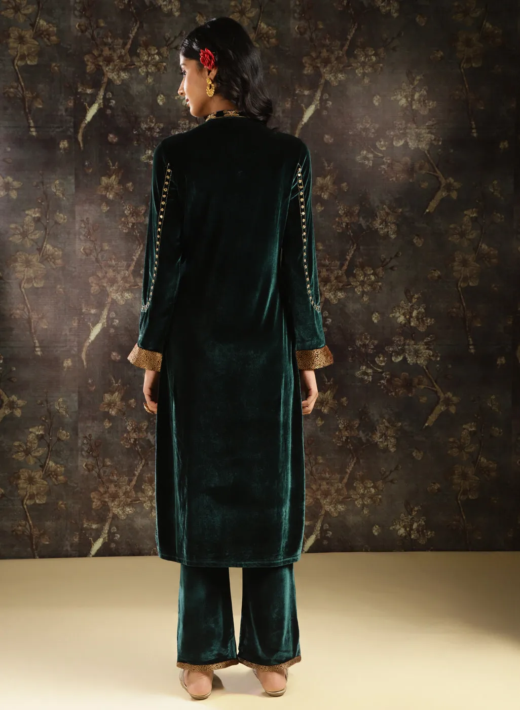 Green Embroidered Velvet Kurta Set with Button Detailing