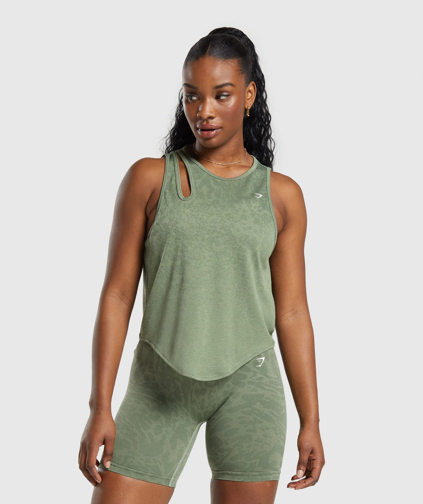 Gymshark Adapt Safari Seamless Drop Arm Faded Tank - Force Green/Faded Green